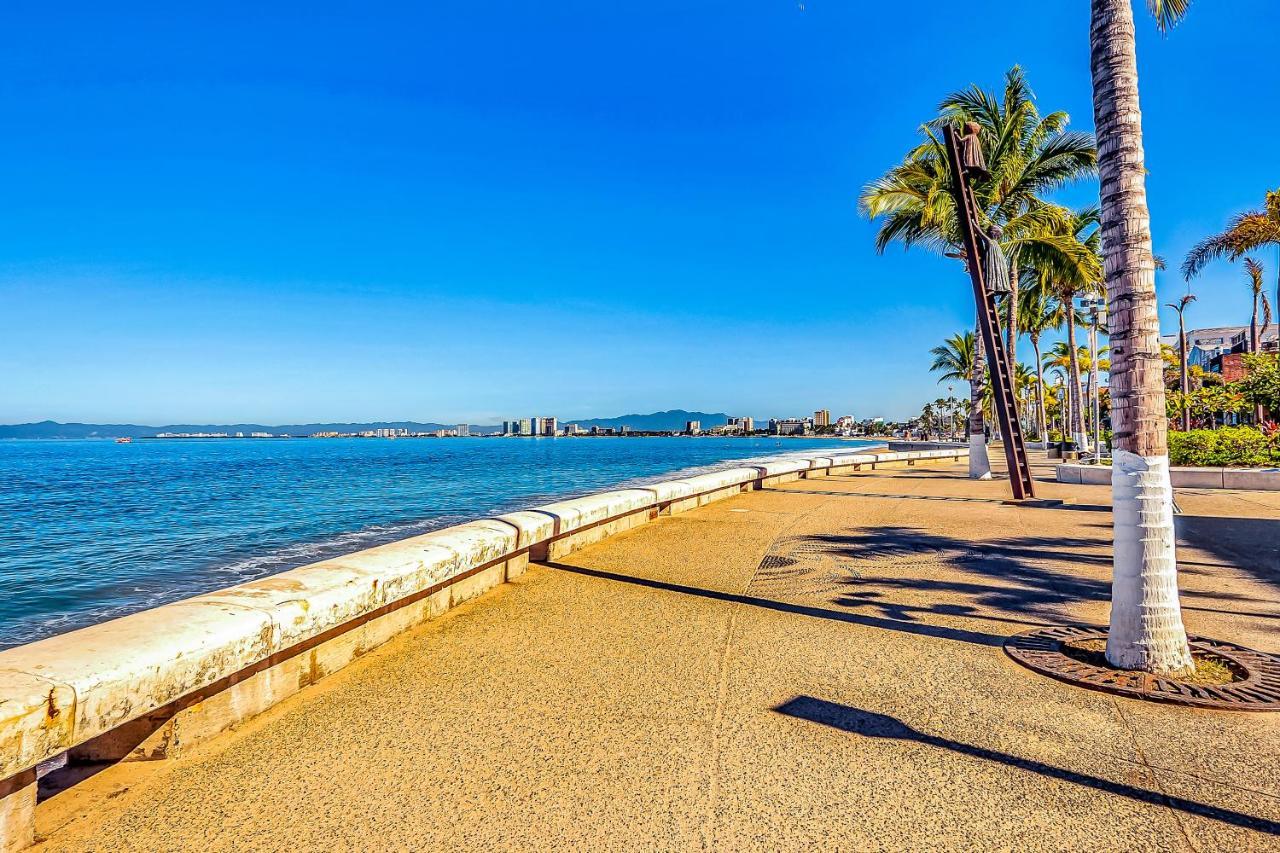 Malecon Beach Side Downtown Condo Puerto Vallarta Exteriér fotografie