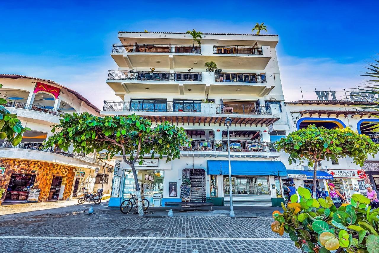 Malecon Beach Side Downtown Condo Puerto Vallarta Exteriér fotografie
